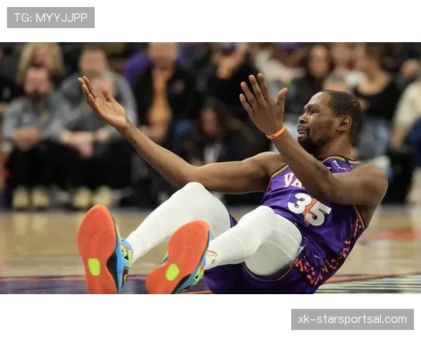 杜兰特较上季无球跑动拉开空间提升换防下单打效能